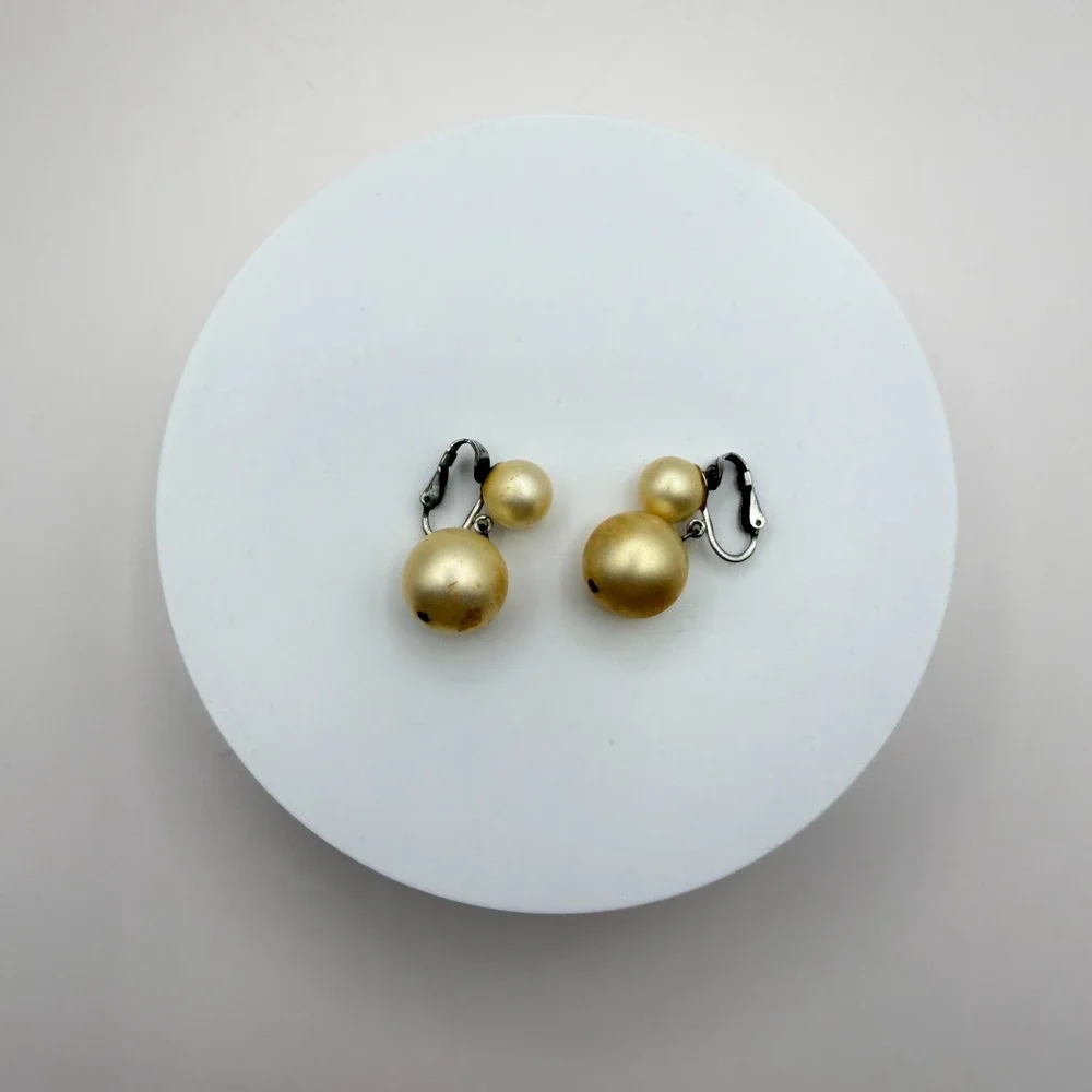 Vintage 90s Silver Tone Double Cream Faux Pearl Earrings Women's Classic Jewelry